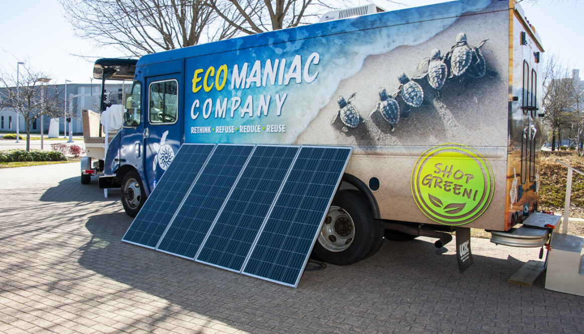 Eco Maniac Company mobile unit